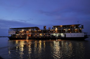 RV Mekong Pandaw at night