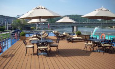 river beatrice - sun deck