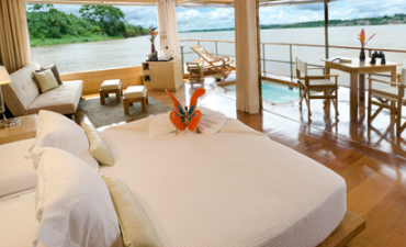 cruises delfin amazon mastersuite