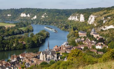scenic gem on tour