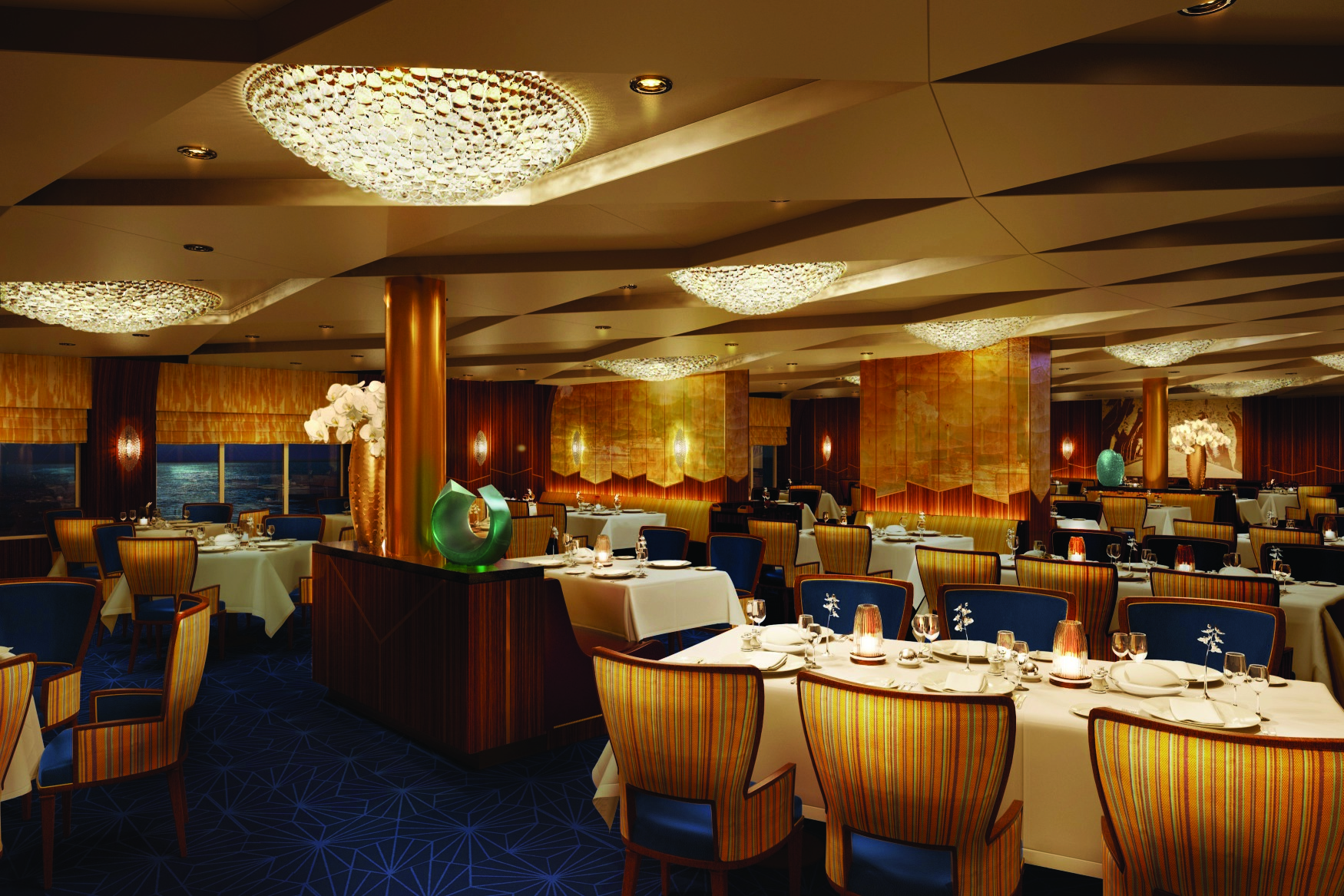 Dining room in the ms Koningsdam