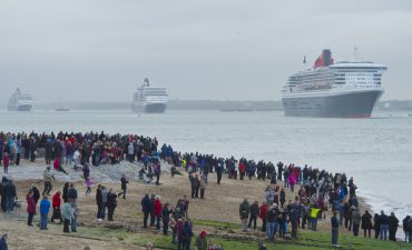 CUNARDS QUEENS