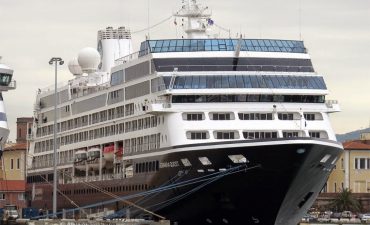 Azamara Quest close call with rocks in Marlborough Sounds