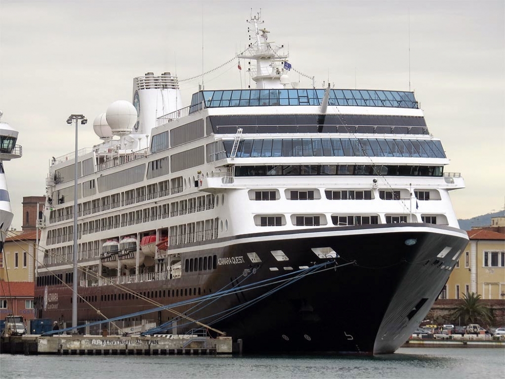 Azamara Quest close call with rocks in Marlborough Sounds