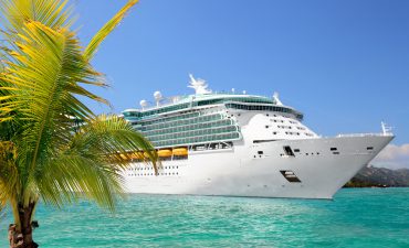 cruiseliners-issue-healthwarnings-dueto-Zika-virus