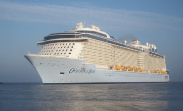 Ovation of the Seas extends Aussie seas and returns in 2017/18