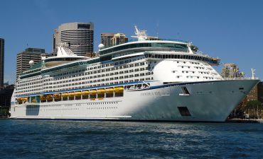 Passenger delays at cruise terminals due to strike