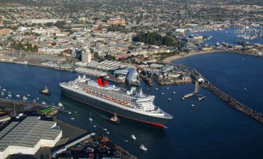 Queen Mary 2 Fremantle.