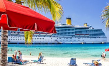 What is the best day to book the cheapest cruise deals?