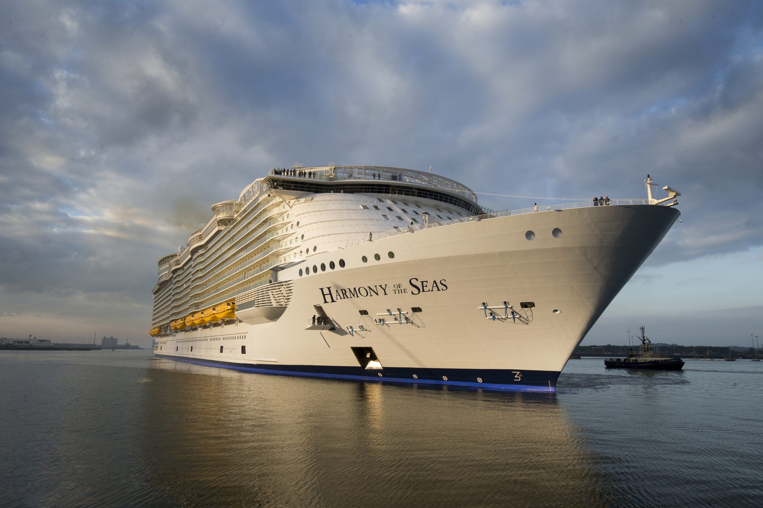 One dead in Harmony of the Seas accident