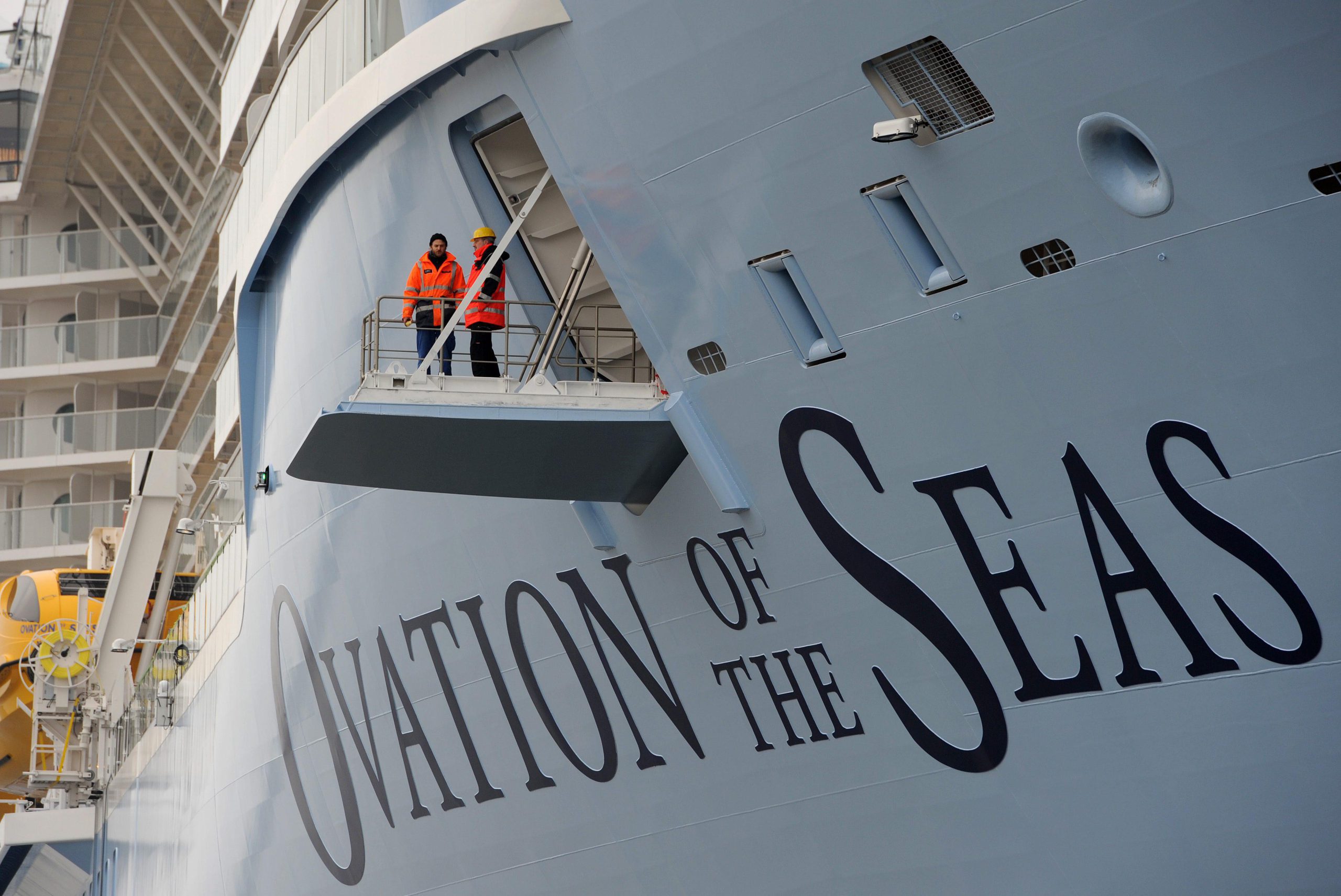 The big switch: how OPT will get 5,000 passengers on and off Ovation of the Seas