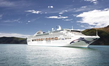 P&O's Explorer will bear the Southern Cross on her bow