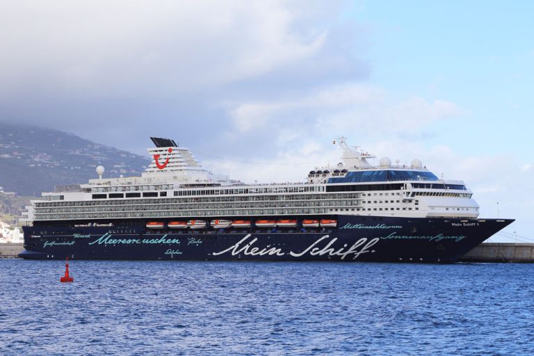 mein schiff 1 ship