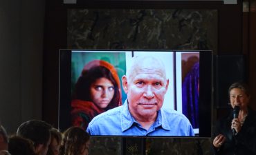 Photographer Steve McCurry, signed for Silversea campaign
