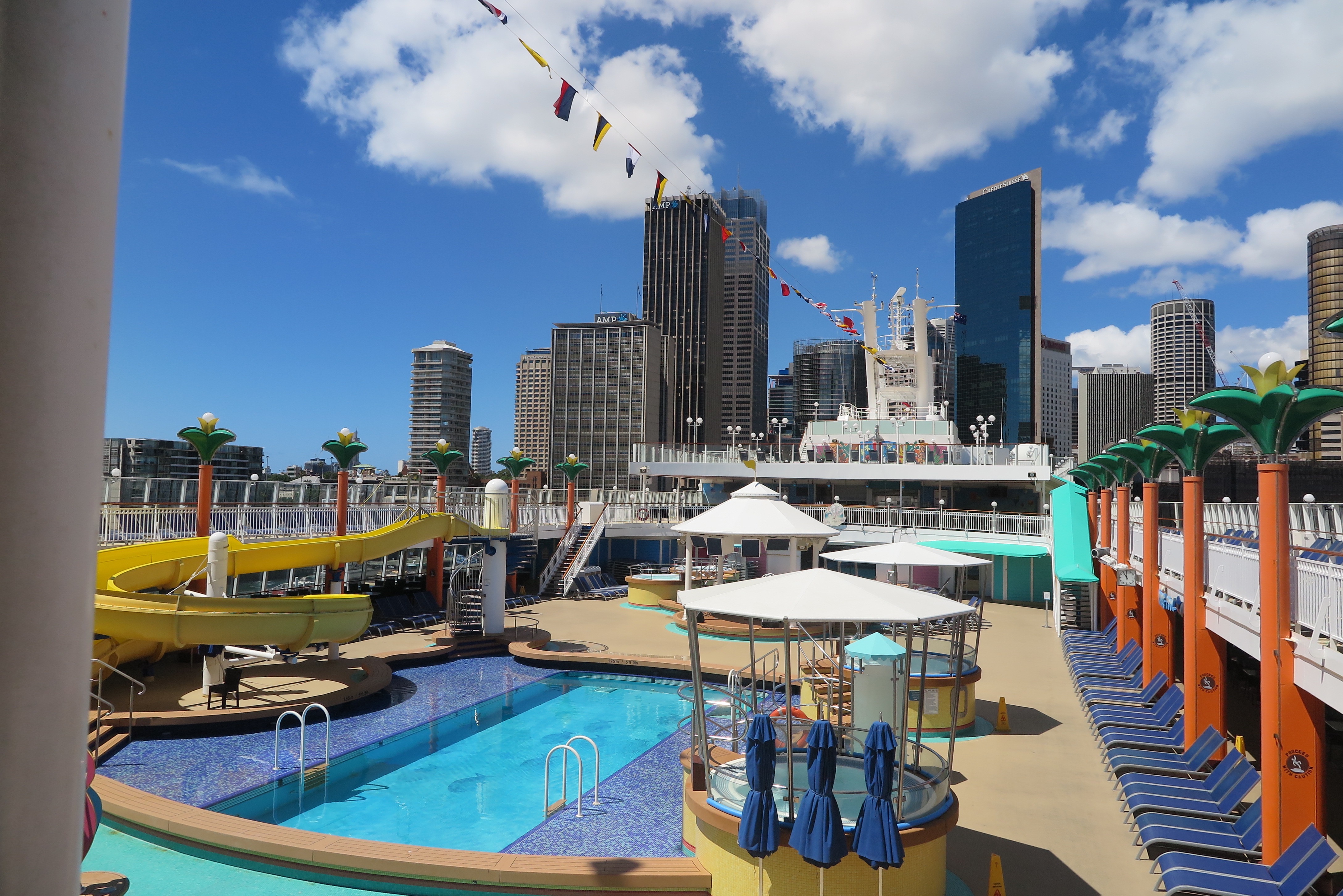 norwegian cruise australia norwegian jewel makes triumphant entrance into sydney norwegian cruise australia norwegian jewel makes triumphant entrance into sydney