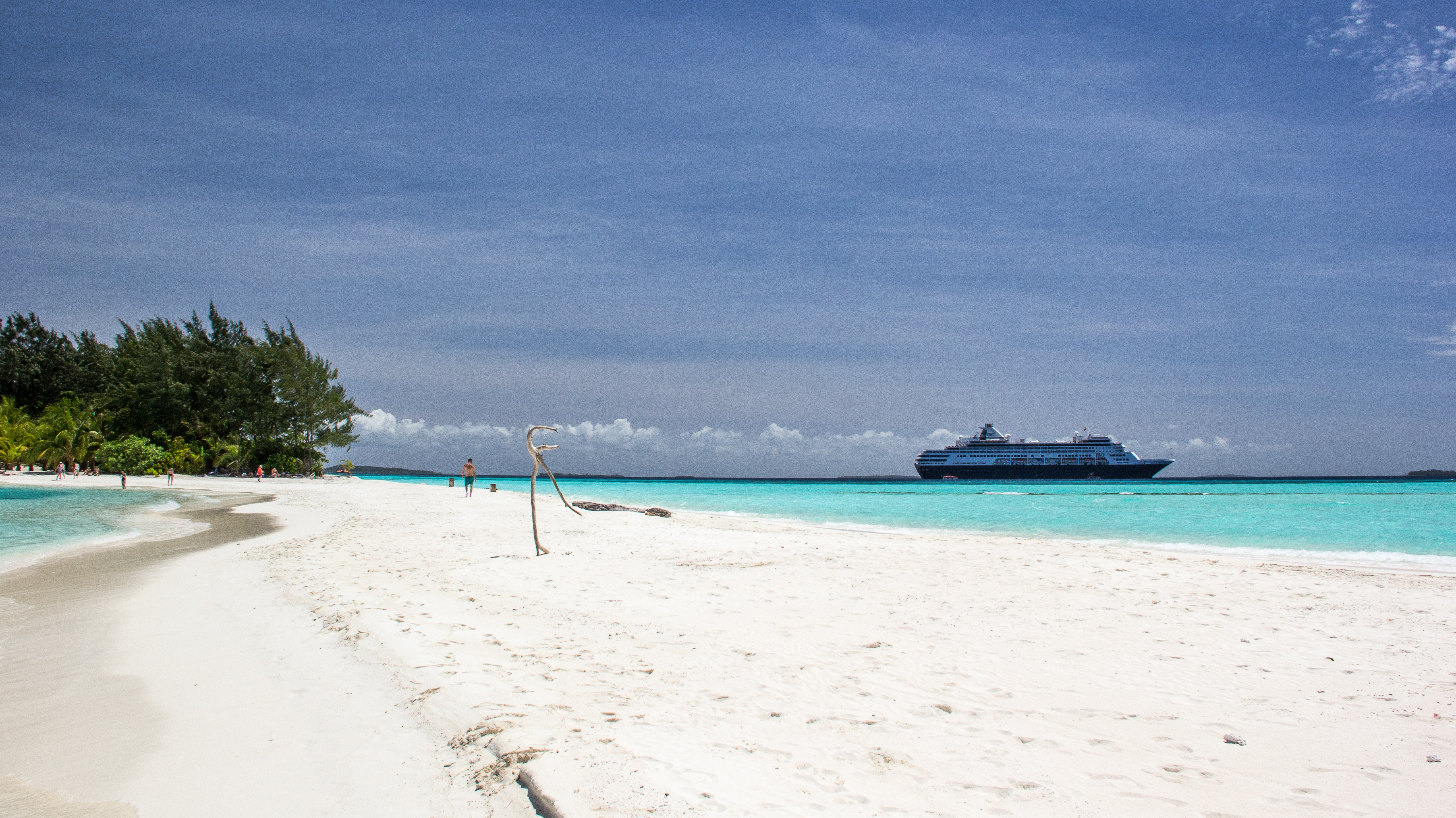 Conflict Islands, Papua New Guinea