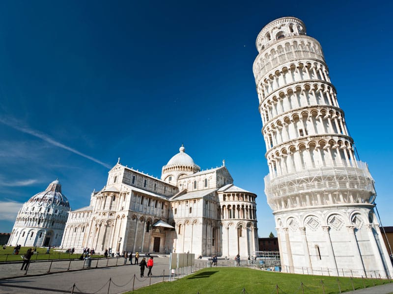 Leaning tower
