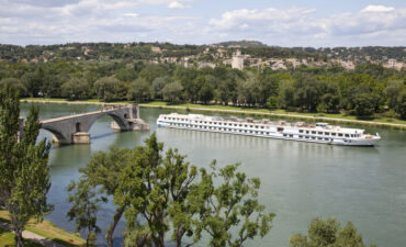 French river cruise passengers to reach 500,000 by 2020 as business blossoms