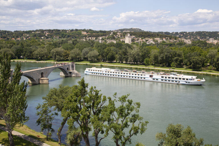French river cruise passengers to reach 500,000 by 2020 as business blossoms