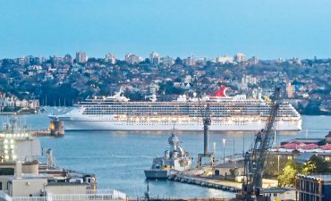 Carnival Spirit sails into Sydney harbour