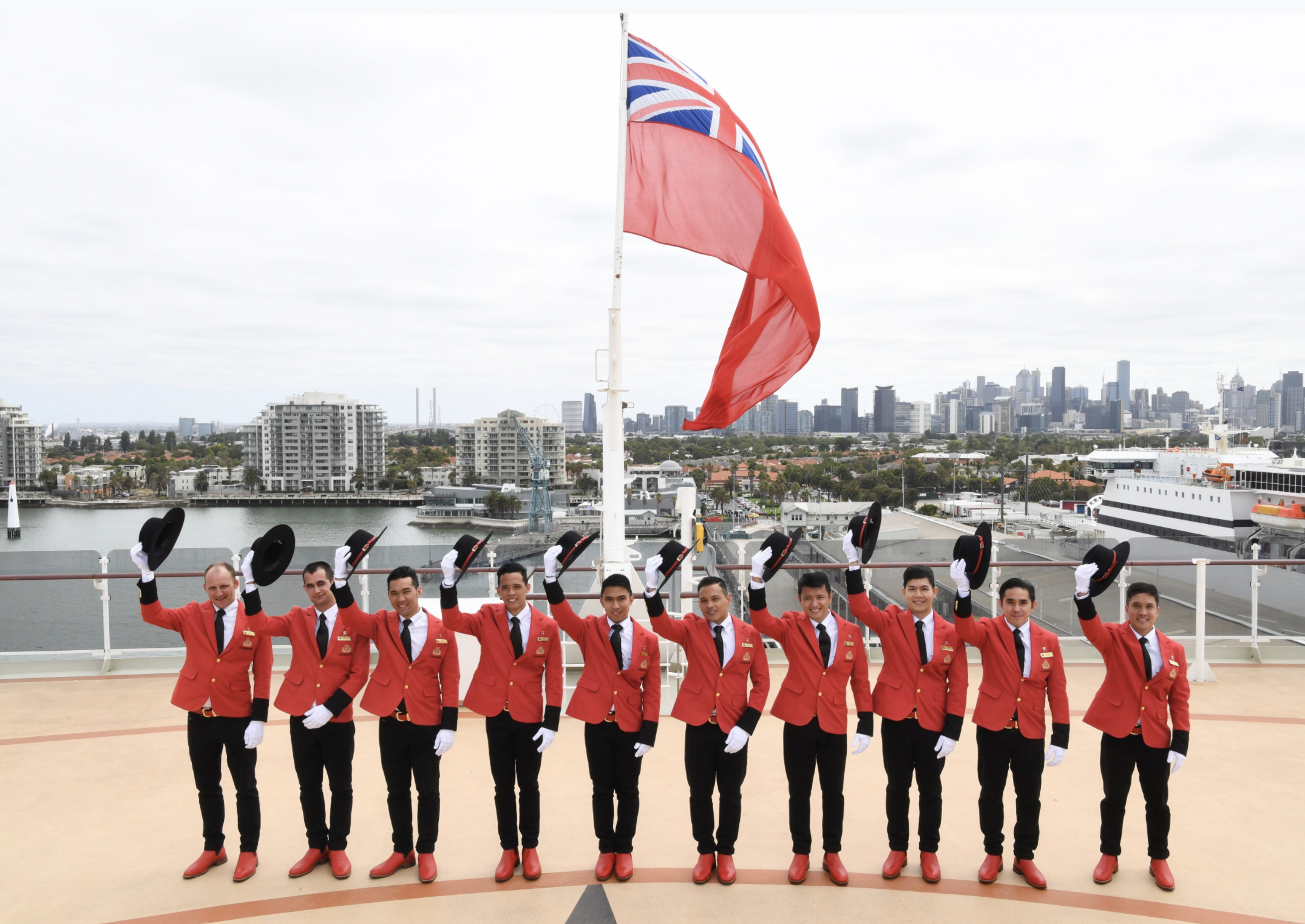 Cunard bases Queen Elizabeth in Australia for record third season