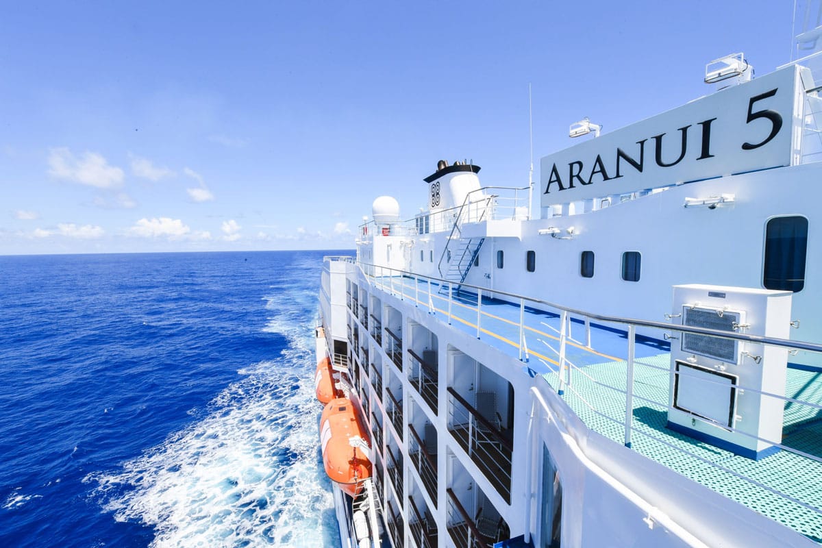 SPECIAL-Aranui-5-at-sea_credit-James-Morgan SPECIAL-Aranui-5-at-sea_credit-James-Morgan