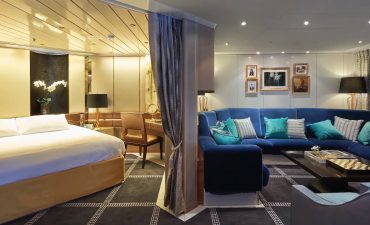a-suite-onboard-the-vasco-da-gama