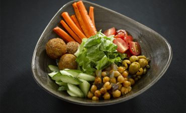 Vegan poke bowl, Oceania Cruises