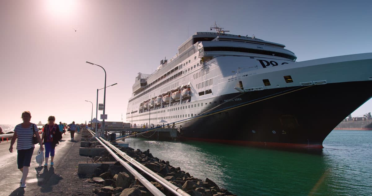 Cruise loyalty program perks