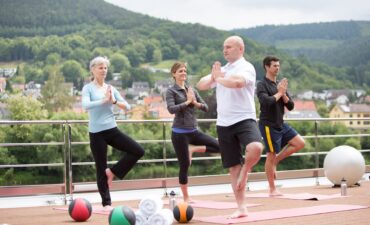 Guests trainer yoga