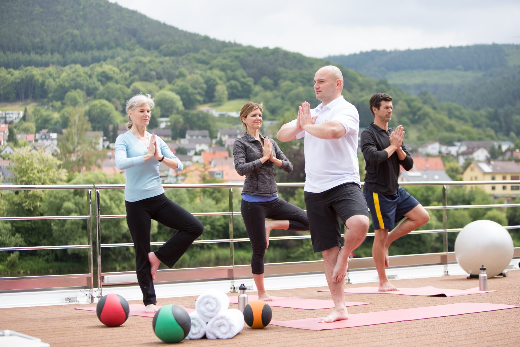 Guests trainer yoga