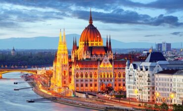 Budapest parliament house lit up at night