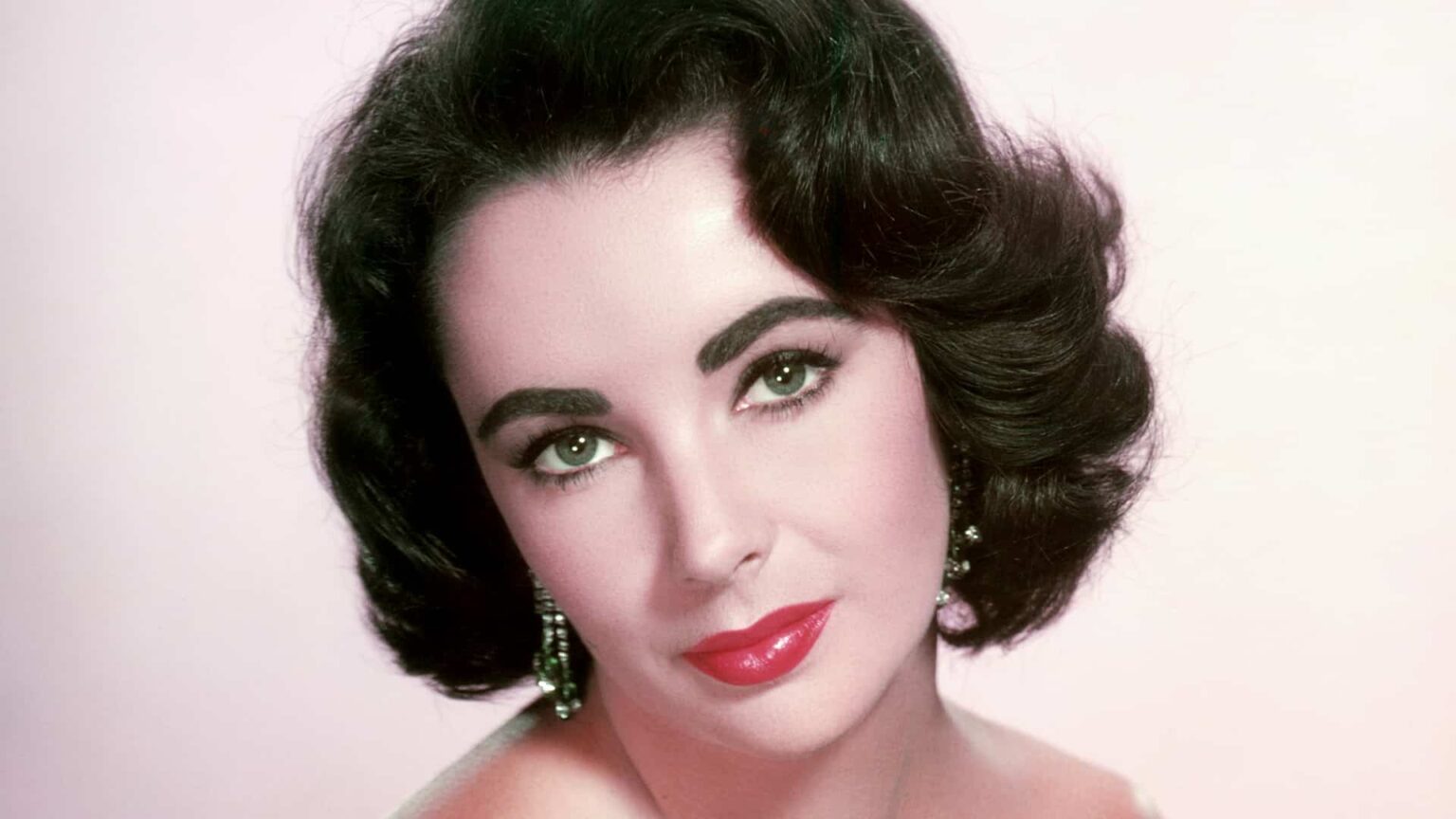 Elizabeth Taylor cruise aboard Cunard