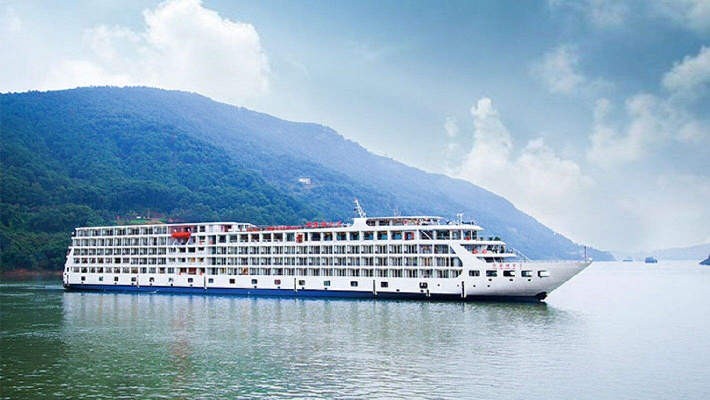 New Yangtze River electric ship