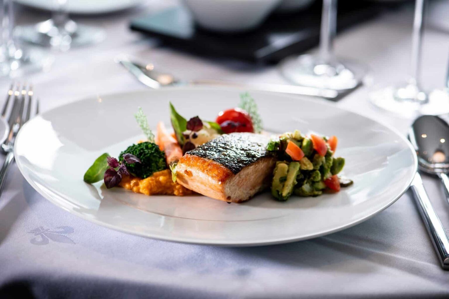fried salmon with vegetables