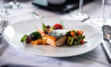 fried salmon with vegetables