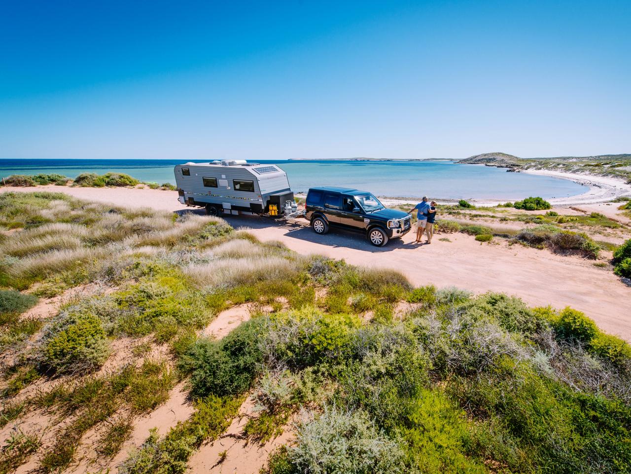 travel around australia with caravan