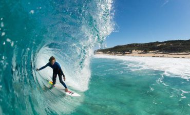 Surfer surfing on the waves