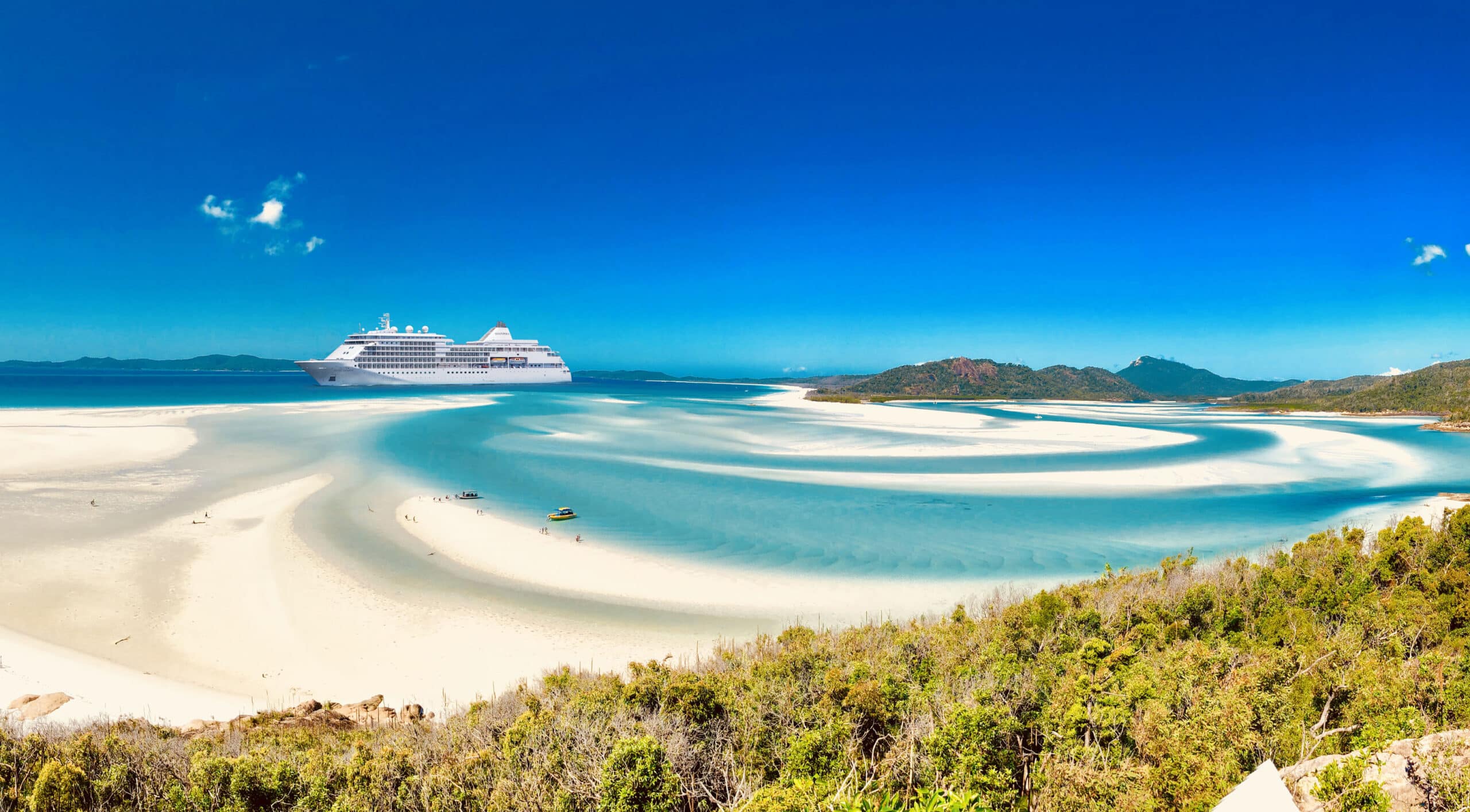 The Australian bucket list holiday with free flights, a luxury cruise and hotel stays