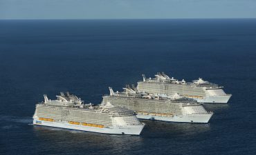 Royal Caribbean extends pause