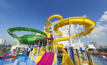 Carnival Splendour Waterslides
