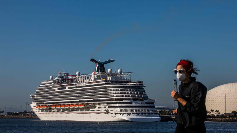 Carnival gets backlash from American cruisers over mask wearing on the pool deck