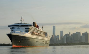 Cunard announces 2022 special event voyages featuring music and theatre