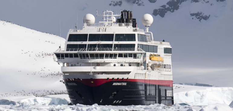 Hurtigruten turns to batteries to power "the world's most beautiful voyage"