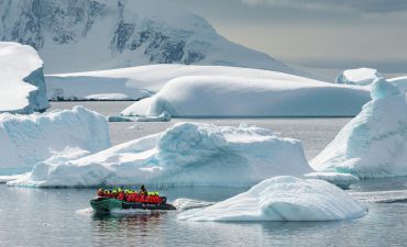 Save up to 15 per cent with Hurtigruten Expeditions' sale to Antarctica. But hurry sale ends soon