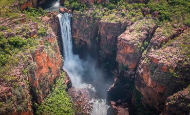 The incredible Ghan with flights, hotels and tours in Uluru from $642 per day