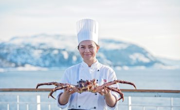 Taste Norwegian beer, king crab and goats cheese with Hurtigruten Norwegian Coastal Express