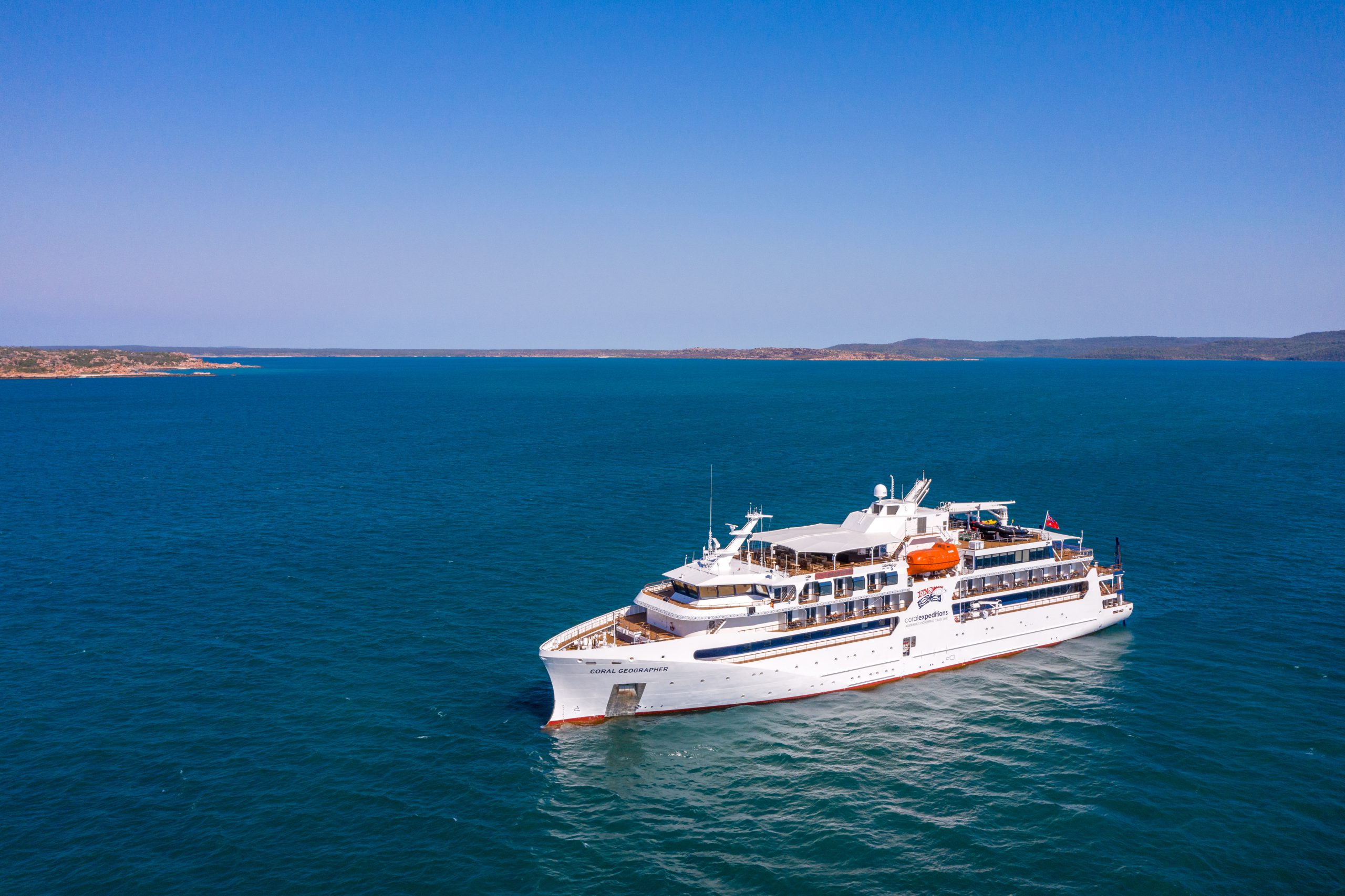 Private jet, sailing yacht and 14-night Christmas cruise on Coral Geographer
