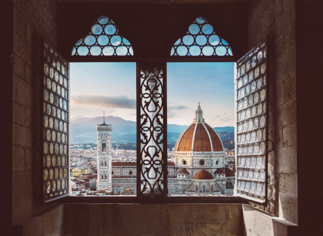 SSTK EU Italy Florence Duomo Window 1255921570 RET 1