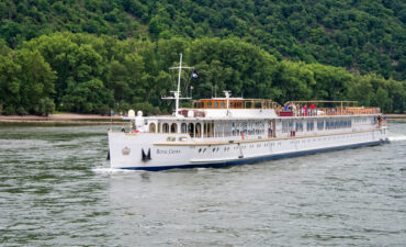river cruising trends
